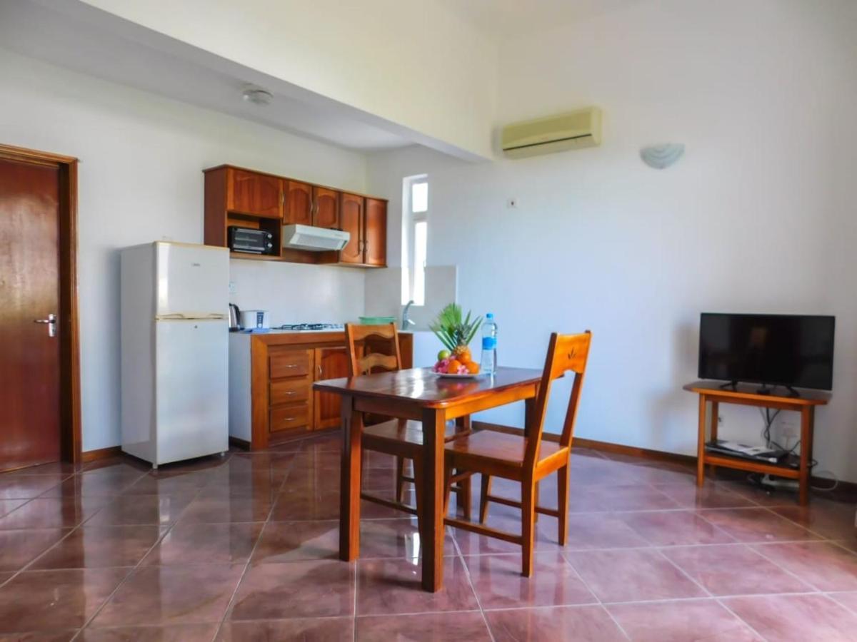 Tulsi Apartment & Studio ลากูแล็ตต์ ภายนอก รูปภาพ