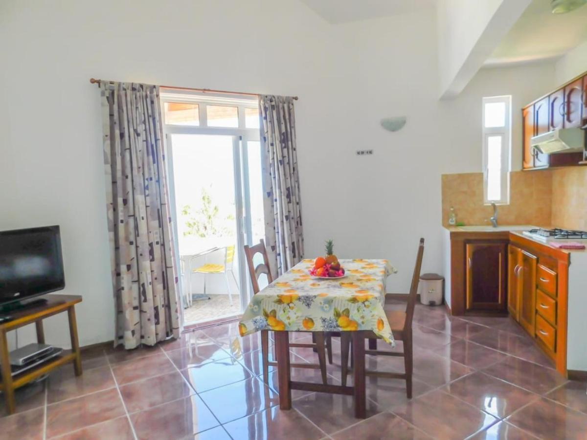 Tulsi Apartment & Studio ลากูแล็ตต์ ภายนอก รูปภาพ